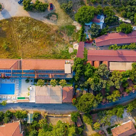 Hotel Sunberk Side